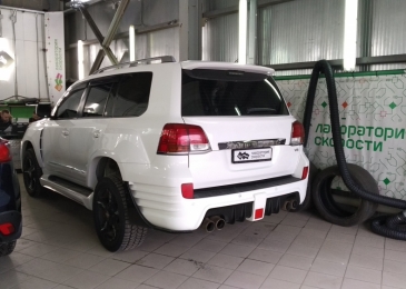 Toyota Land Cruiser 200 4.5d 235 Hp