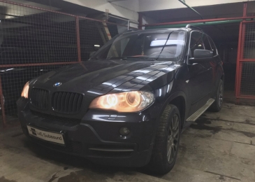 Чип тюнинг, отключение клапана EGR и сажевого фильтра BMW X5 E70 3.0 235hp 2008 года выпуска