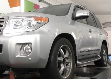 Toyota Land Cruiser 200 450d 235 Hp